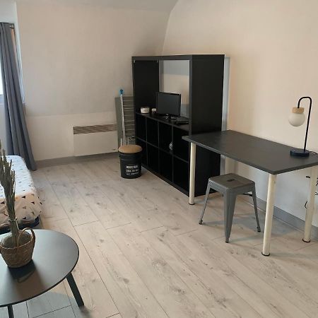 Joli Studio Avec Garage Prive Apartment Tarbes Exterior photo